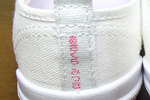 shoes04_300_200.jpg